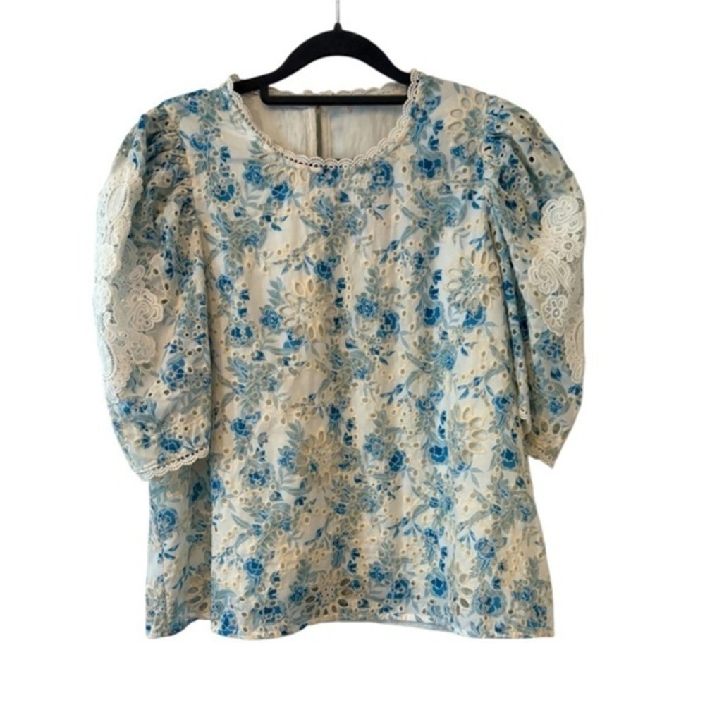 Impressions Darling Glance Blue Floral Crochet  Cottagecore Blouse Size M